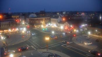 Weather camera view of Square Commercial Center.