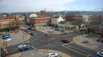 Weather camera view of Square Commercial Center.