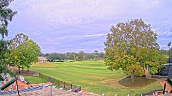 Weather camera view of Houston Country Club.