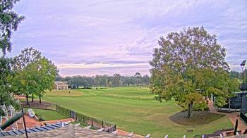 Weather camera view of Houston Country Club.