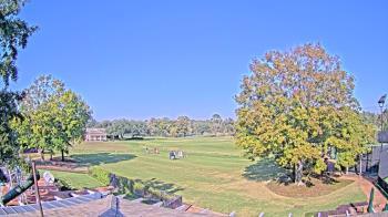 Weather camera view of Houston Country Club.