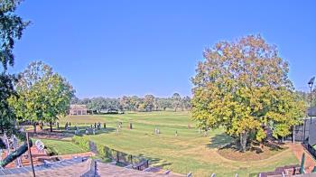 Weather camera view of Houston Country Club.