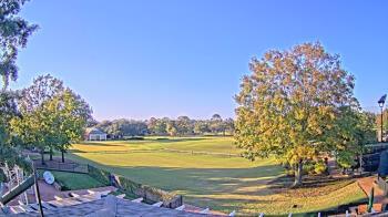 Weather camera view of Houston Country Club.