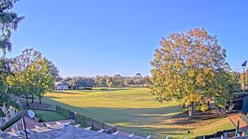 Weather camera view of Houston Country Club.