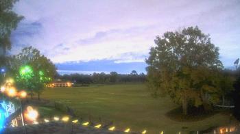 Weather camera view of Houston Country Club.