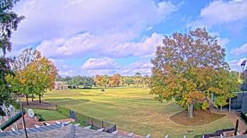 Weather camera view of Houston Country Club.