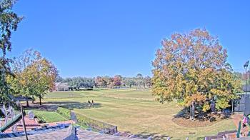 Weather camera view of Houston Country Club.