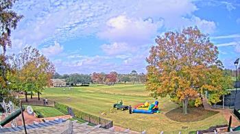 Weather camera view of Houston Country Club.