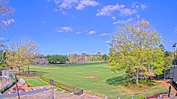 Weather camera view of Houston Country Club.
