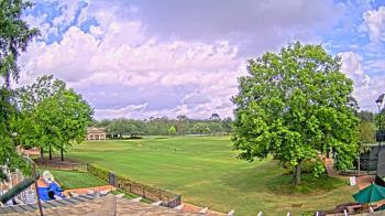 Weather camera view of Houston Country Club.