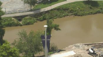 Weather camera view of UH Downtown.