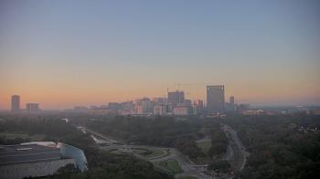 Weather camera view of Hotel ZaZa.