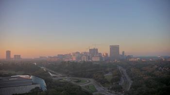 Weather camera view of Hotel ZaZa.