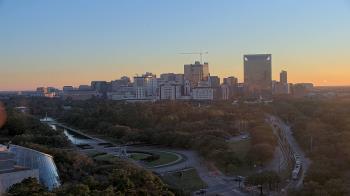 Weather camera view of Hotel ZaZa.