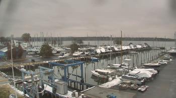 Weather camera view of Tidewater Marina.