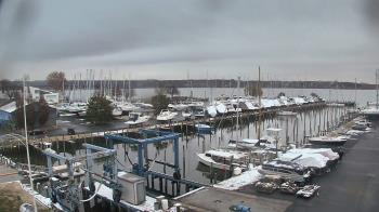 Weather camera view of Tidewater Marina.