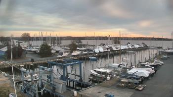 Weather camera view of Tidewater Marina.