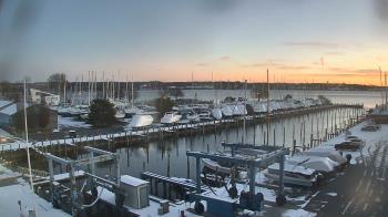 Weather camera view of Tidewater Marina.