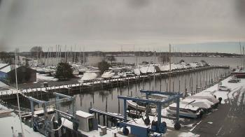 Weather camera view of Tidewater Marina.