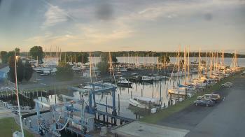 Weather camera view of Tidewater Marina.