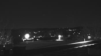 Weather camera view of Haverstraw Elementary School.