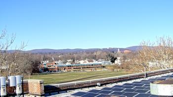 Weather camera view of Haverstraw Elementary School.