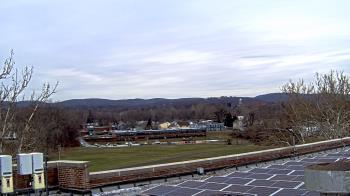 Weather camera view of Haverstraw Elementary School.
