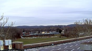 Weather camera view of Haverstraw Elementary School.