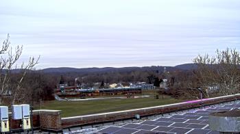 Weather camera view of Haverstraw Elementary School.