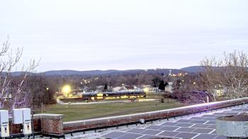 Weather camera view of Haverstraw Elementary School.