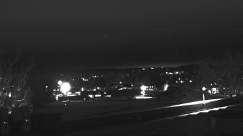Weather camera view of Haverstraw Elementary School.