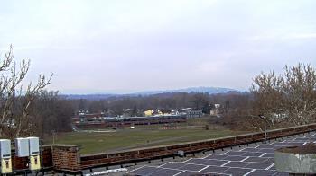 Weather camera view of Haverstraw Elementary School.