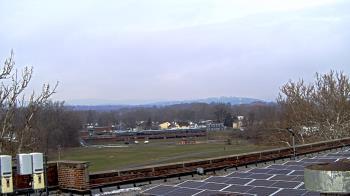 Weather camera view of Haverstraw Elementary School.