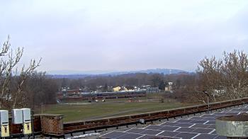 Weather camera view of Haverstraw Elementary School.