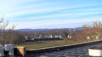 Weather camera view of Haverstraw Elementary School.