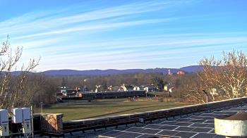 Weather camera view of Haverstraw Elementary School.