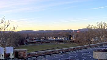 Weather camera view of Haverstraw Elementary School.