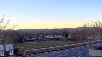 Weather camera view of Haverstraw Elementary School.