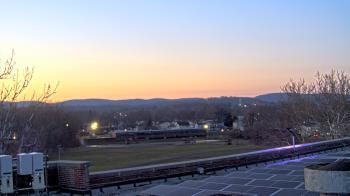 Weather camera view of Haverstraw Elementary School.