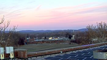 Weather camera view of Haverstraw Elementary School.