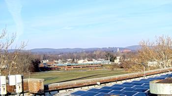 Weather camera view of Haverstraw Elementary School.