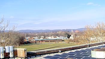 Weather camera view of Haverstraw Elementary School.