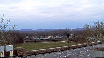 Weather camera view of Haverstraw Elementary School.