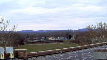 Weather camera view of Haverstraw Elementary School.