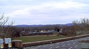 Weather camera view of Haverstraw Elementary School.