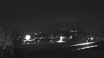 Weather camera view of Haverstraw Elementary School.