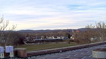 Weather camera view of Haverstraw Elementary School.