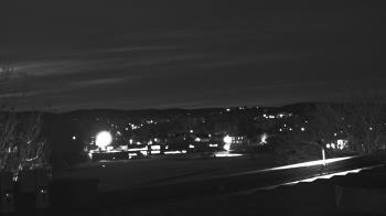 Weather camera view of Haverstraw Elementary School.