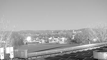 Weather camera view of Haverstraw Elementary School.
