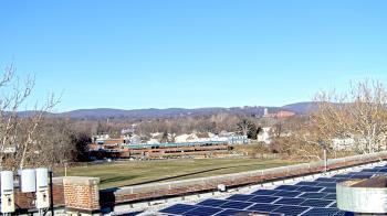 Weather camera view of Haverstraw Elementary School.
